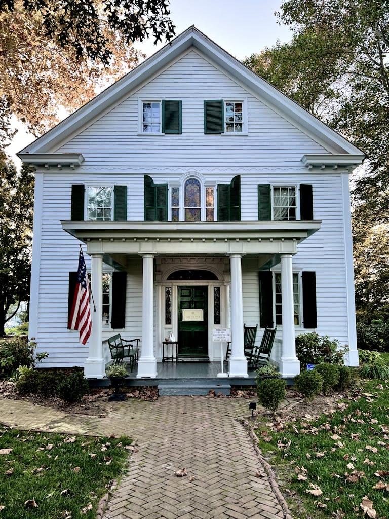 How to Get a VA Home Loan with a Low Credit Score in 2025